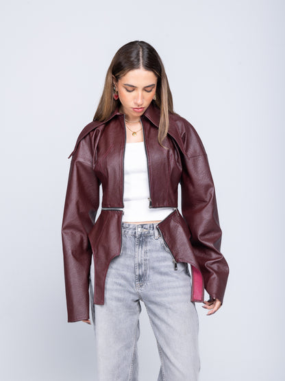 THE 2-IN-1 LEATHER JACKET