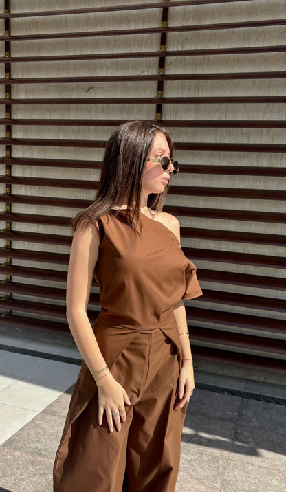 SHE'S EDGY - BROWN