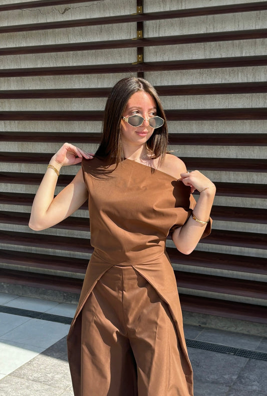 SHE'S EDGY - BROWN