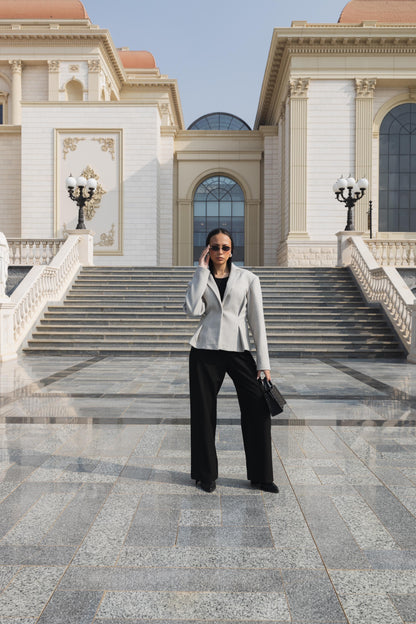 THE GREY PLEATED BLAZER